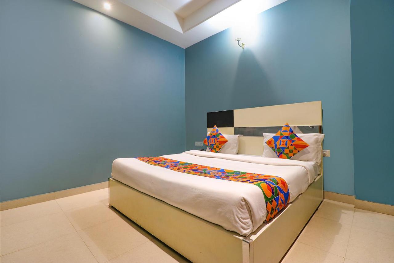 Fabhotel Church House Rohini Delhi  Luaran gambar